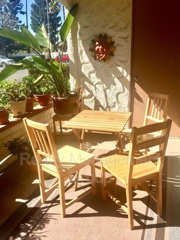 $2,000- 1 Bed / 1 Bath Condo located in Mission Plaza Complex in Mission Valley property image