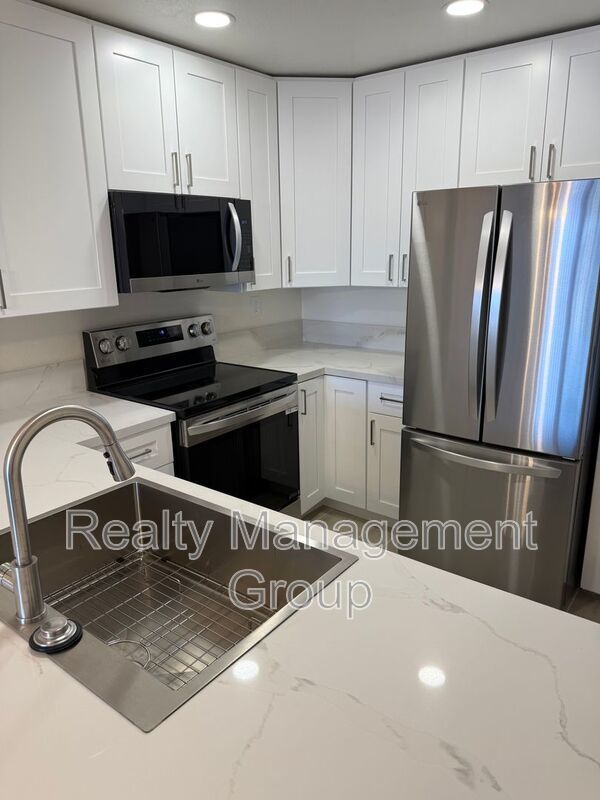 $2,600 - 2 Bed/ 2 Bath Renovated Condo Near SDSU property image