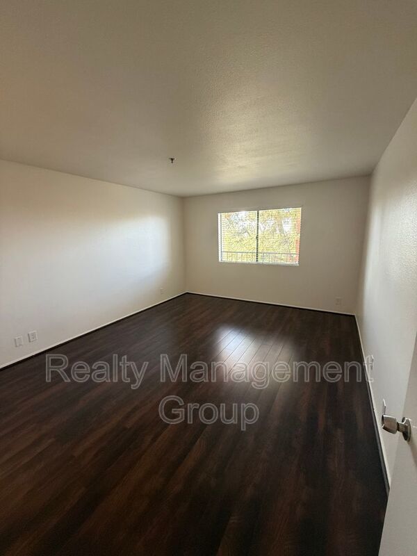 $2,600 - 2 Bed/ 2 Bath Renovated Condo Near SDSU property image