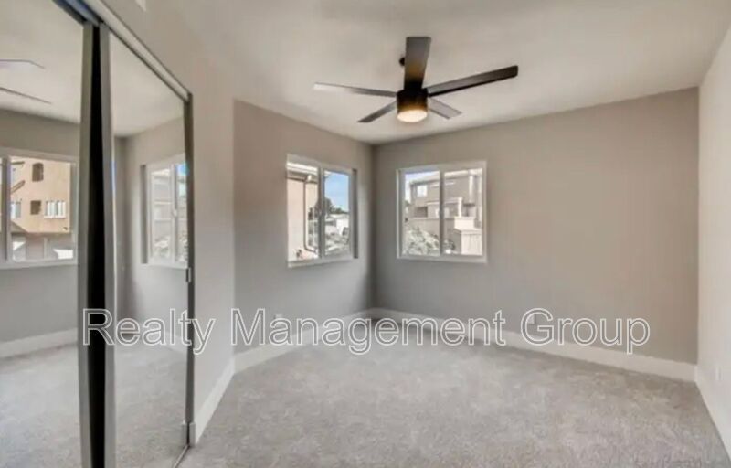 $3,700 - 3 Bed / 2.5 Bath Upgraded Townhome in The Knolls Community property image