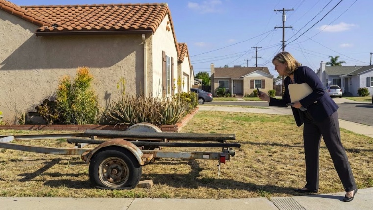 How Property Managers Enforce Lease Violations in San Diego County